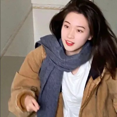谜一样的双眼